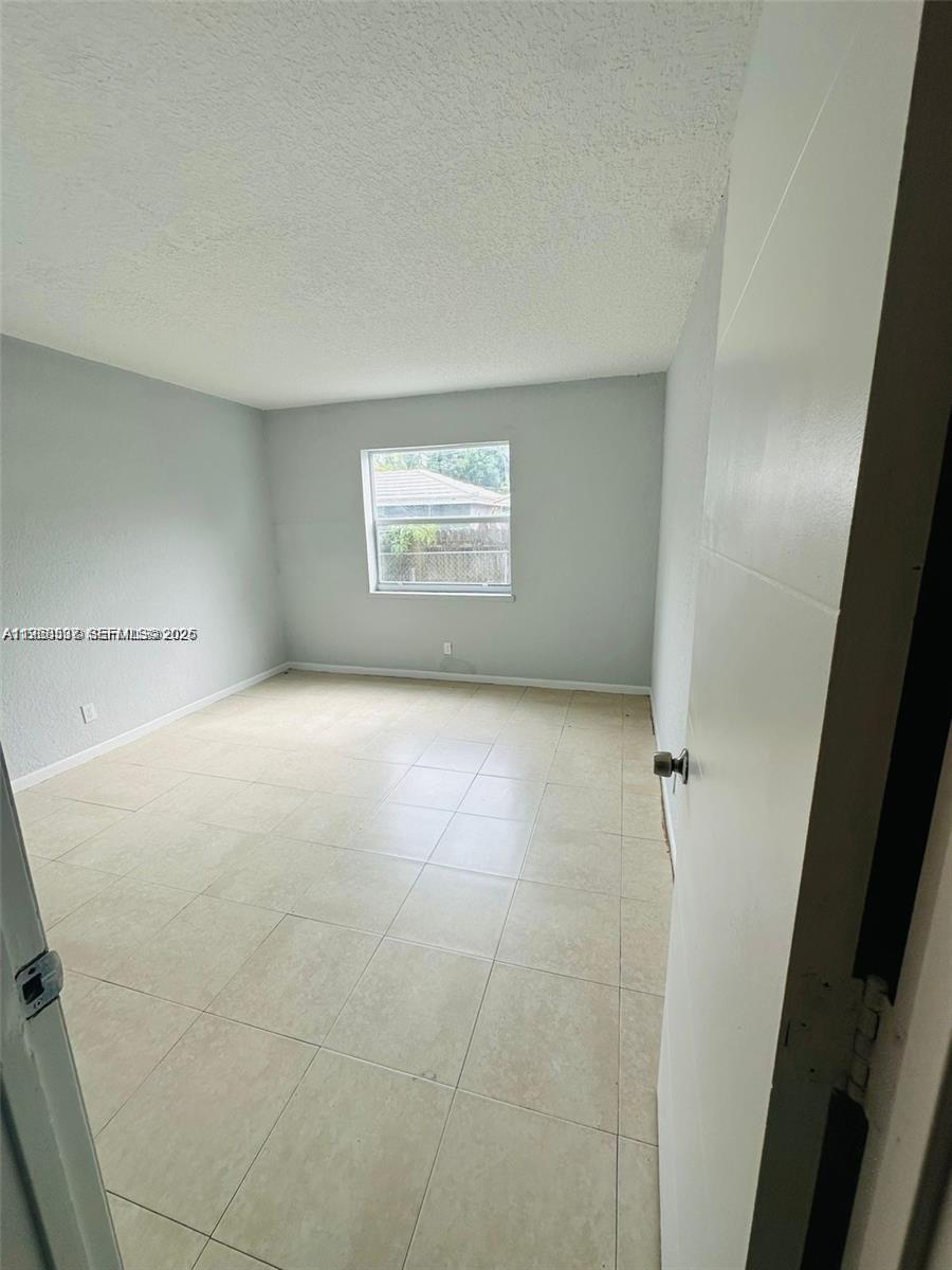   /  2829 кв.футов $ 2026-02-19 0 Фото