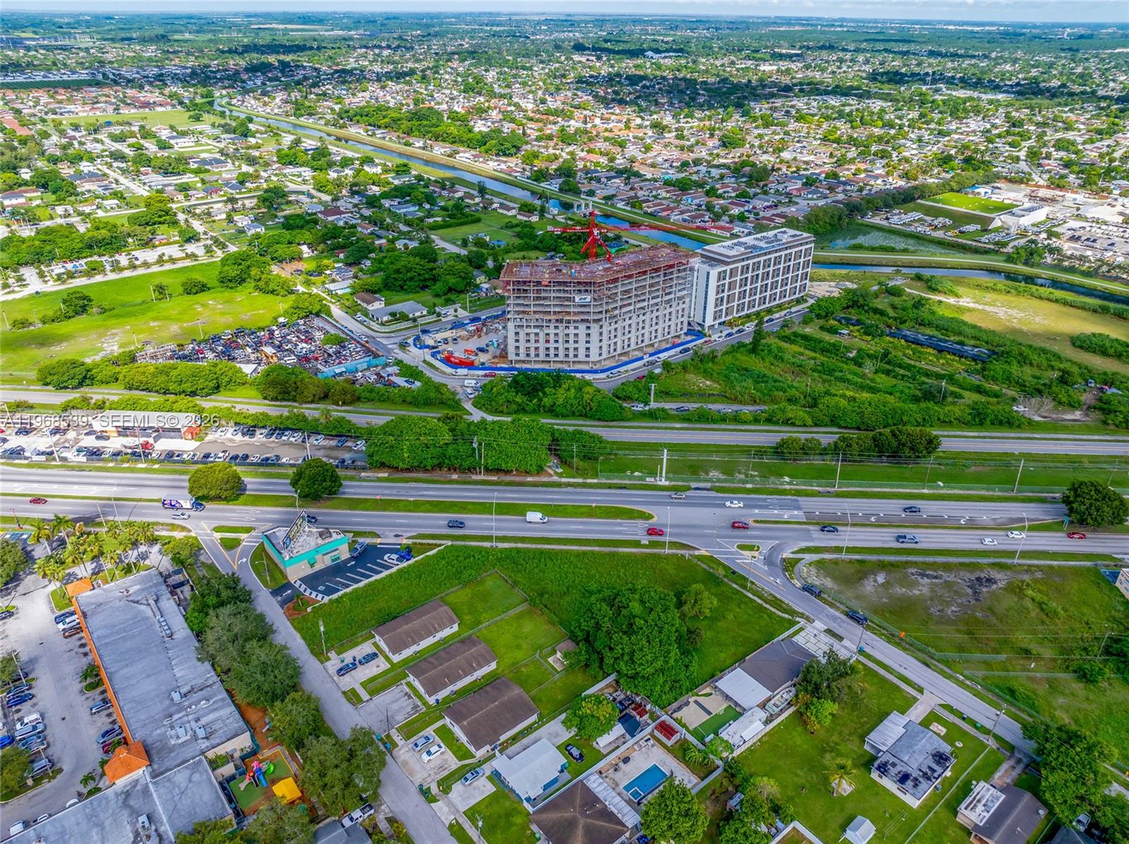   /   кв.футов $ 2026-02-19 0 Фото