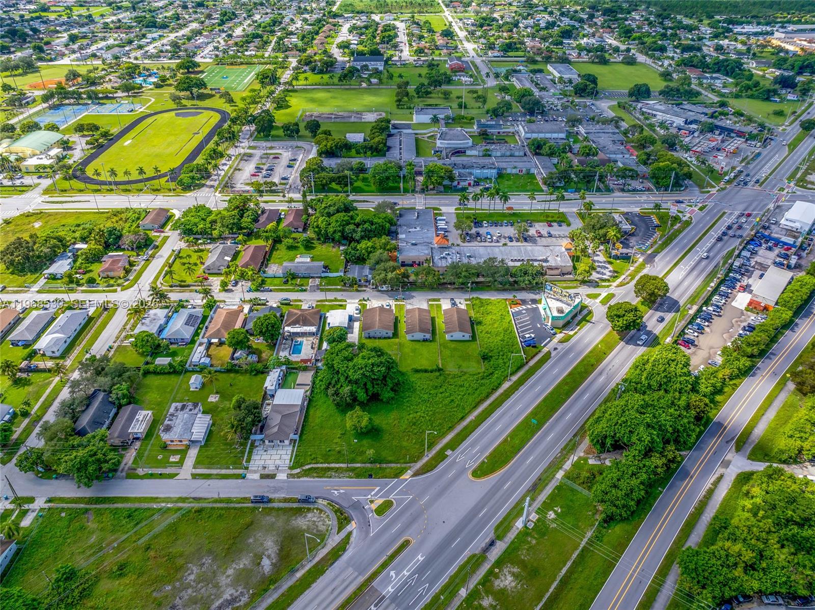   /   кв.футов $ 2026-02-19 0 Фото