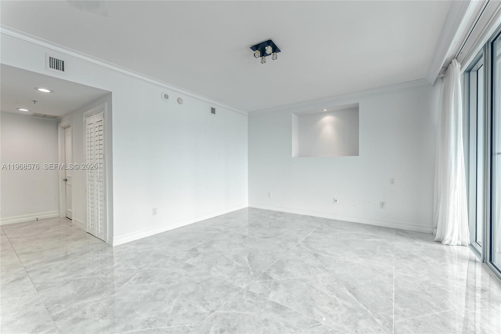 Photo of 3535 OCEAN DR #2203, Hollywood, Florida, 33019 -