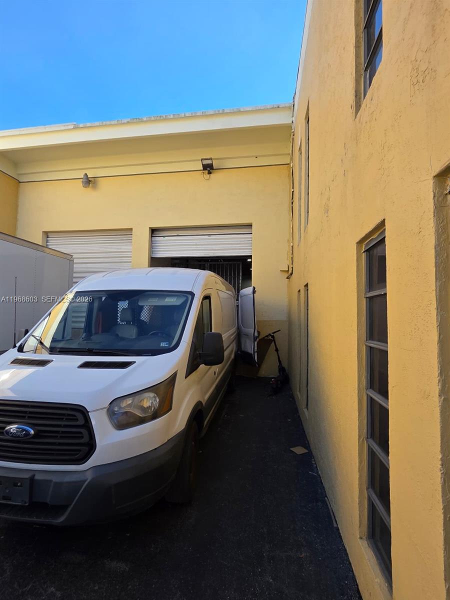 3337  /   sq. ft. $ 2026-02-19 0 Photo