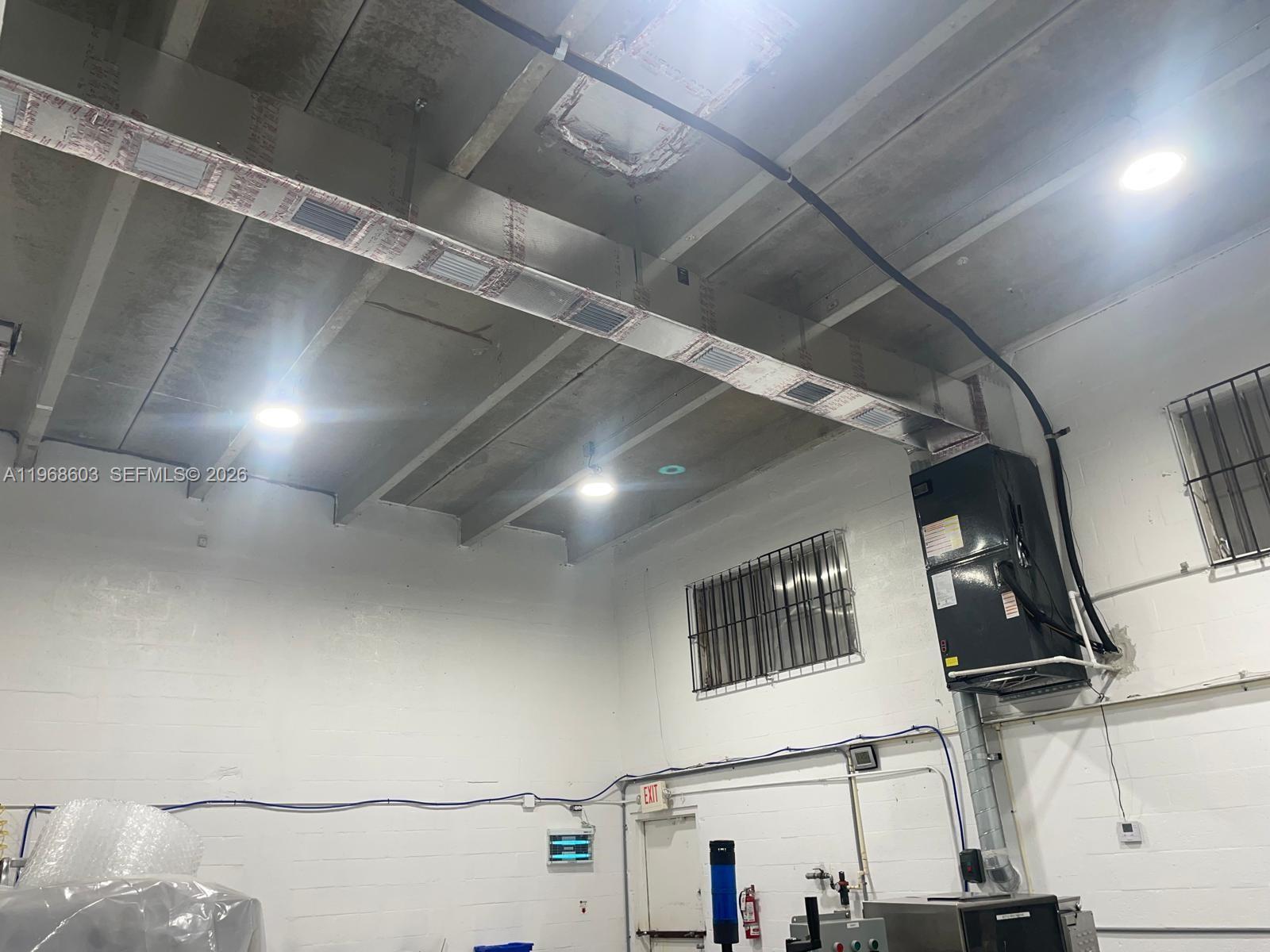 3337  /   sq. ft. $ 2026-02-19 0 Photo