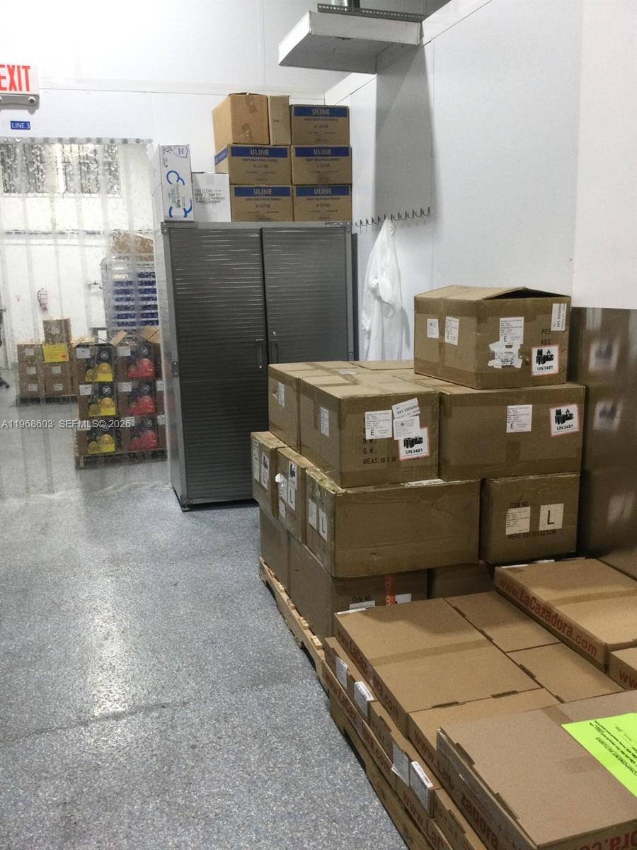 3337  /   sq. ft. $ 2026-02-19 0 Photo