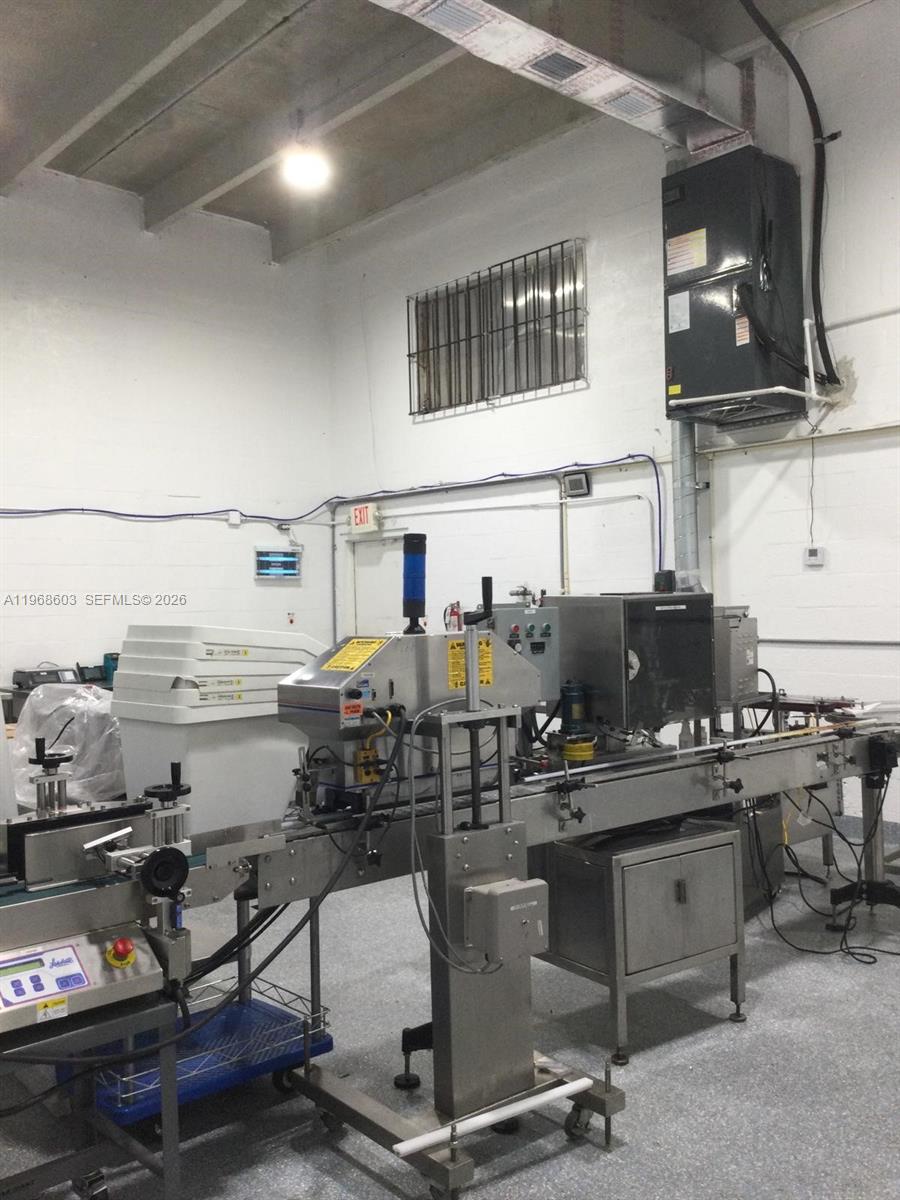 3337  /   sq. ft. $ 2026-02-19 0 Photo