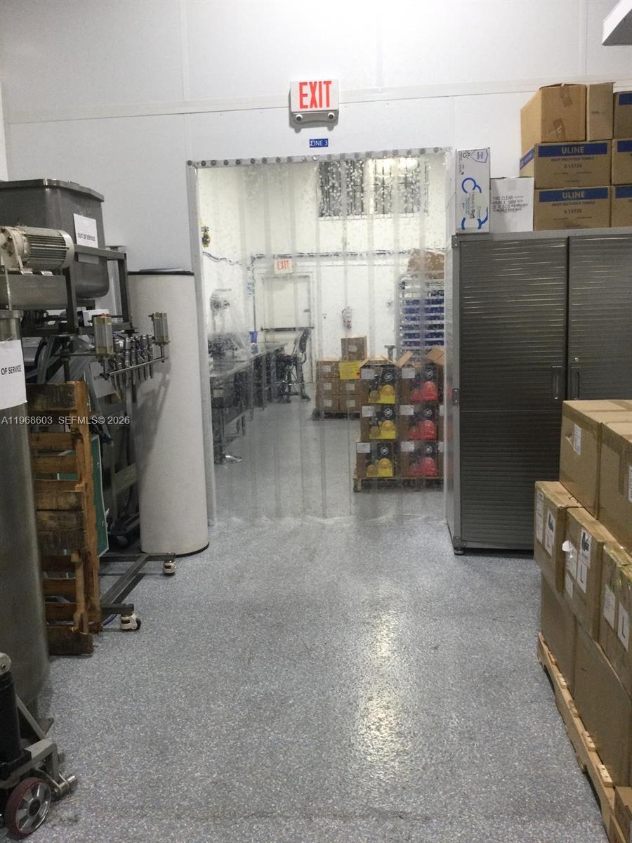 3337  /   sq. ft. $ 2026-02-19 0 Photo