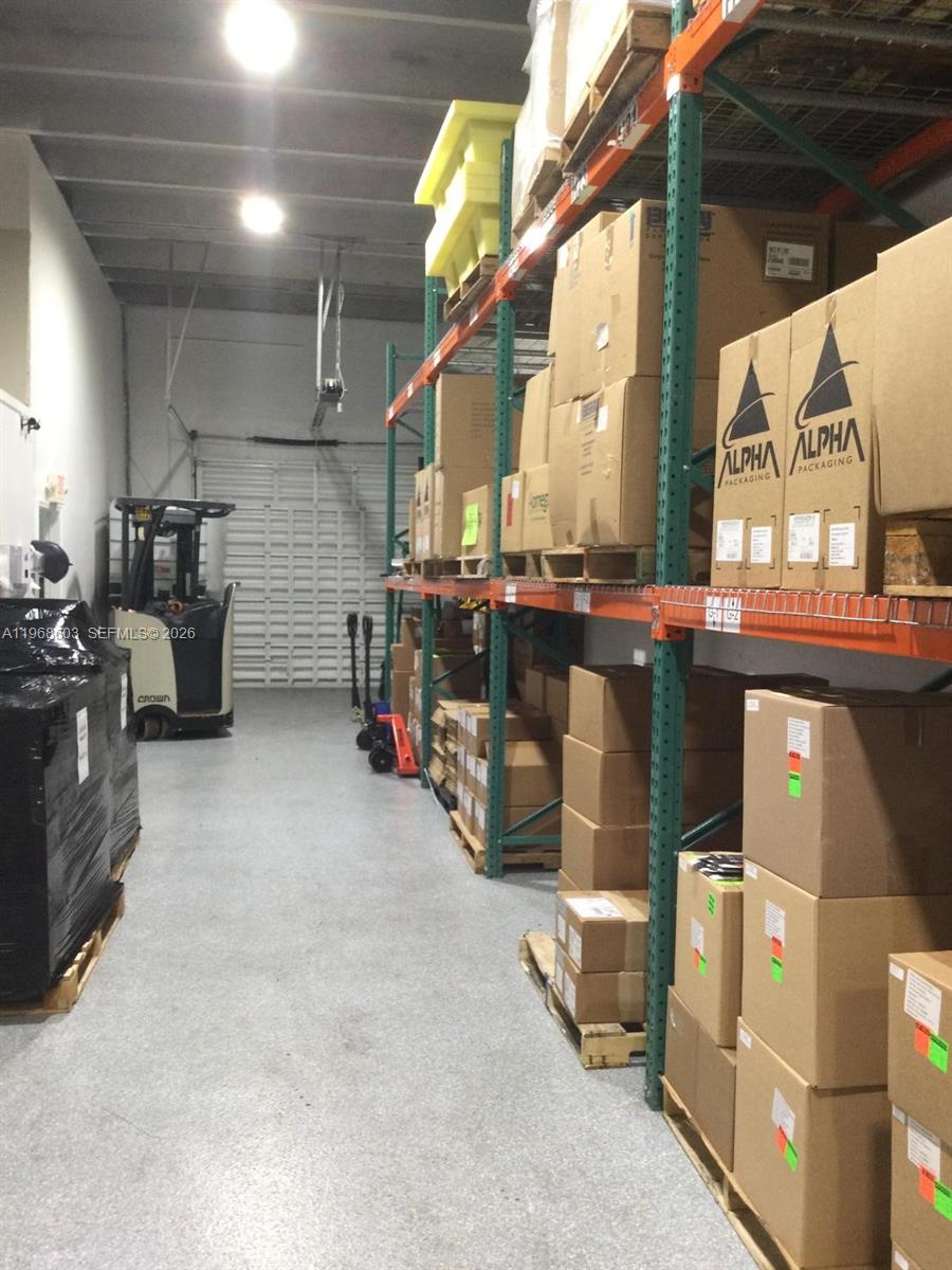 3337  /   sq. ft. $ 2026-02-19 0 Photo