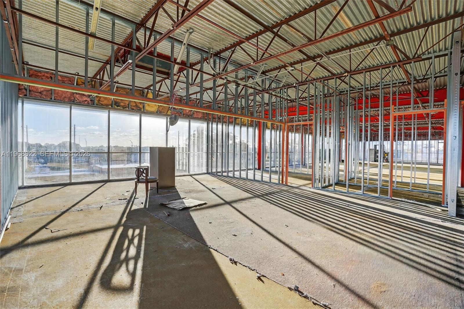   /   кв.футов $ 2026-02-19 0 Фото