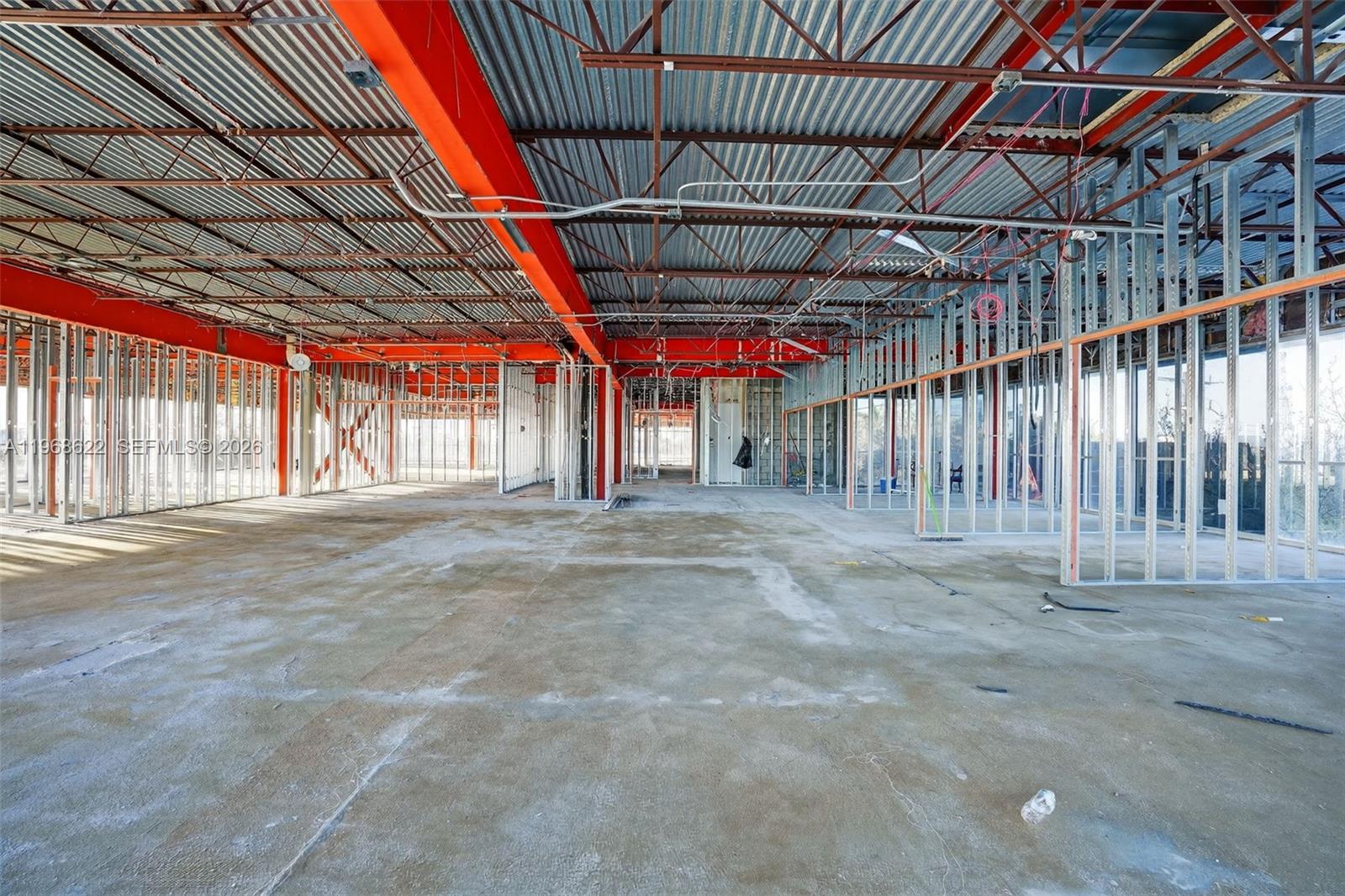   /   кв.футов $ 2026-02-19 0 Фото