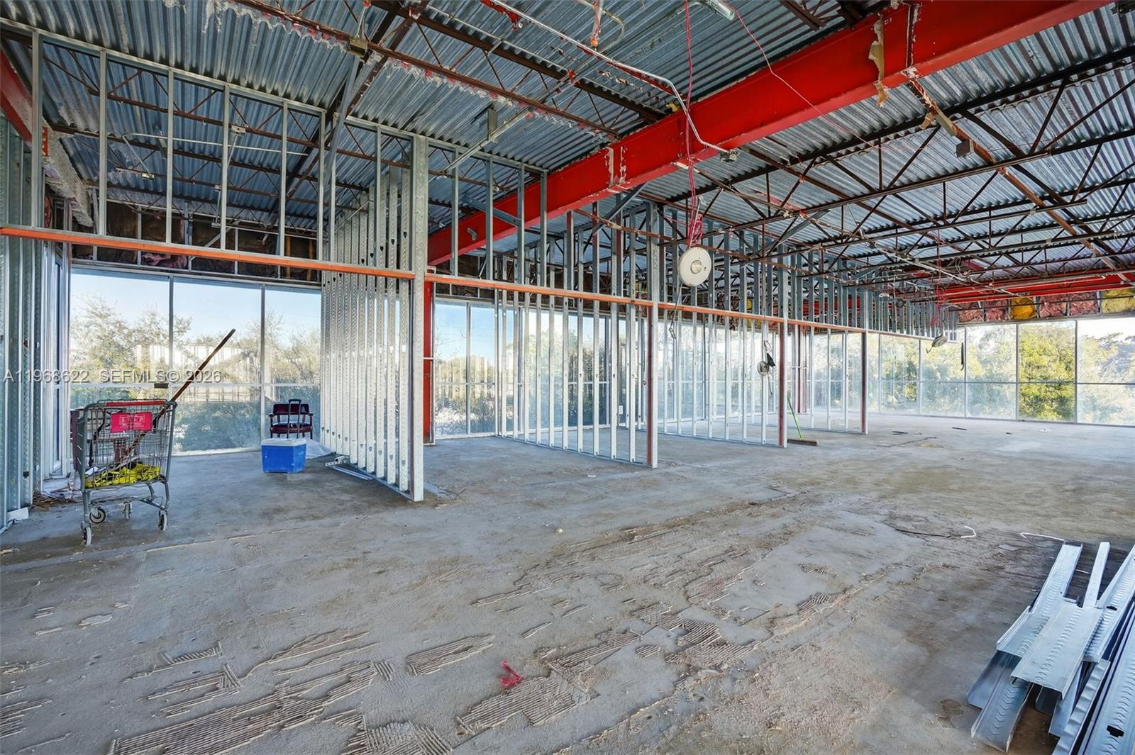   /   кв.футов $ 2026-02-19 0 Фото