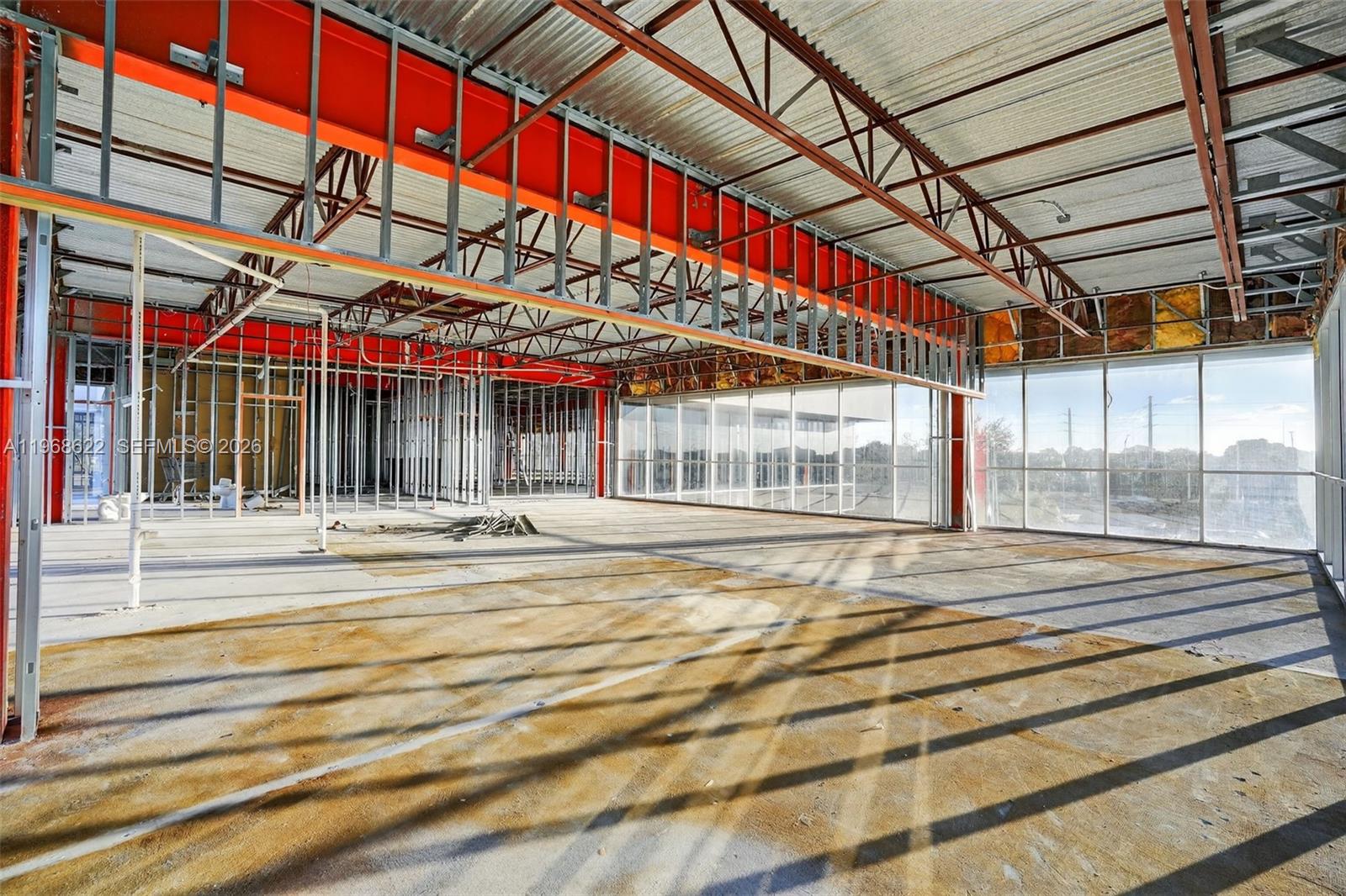   /   кв.футов $ 2026-02-19 0 Фото