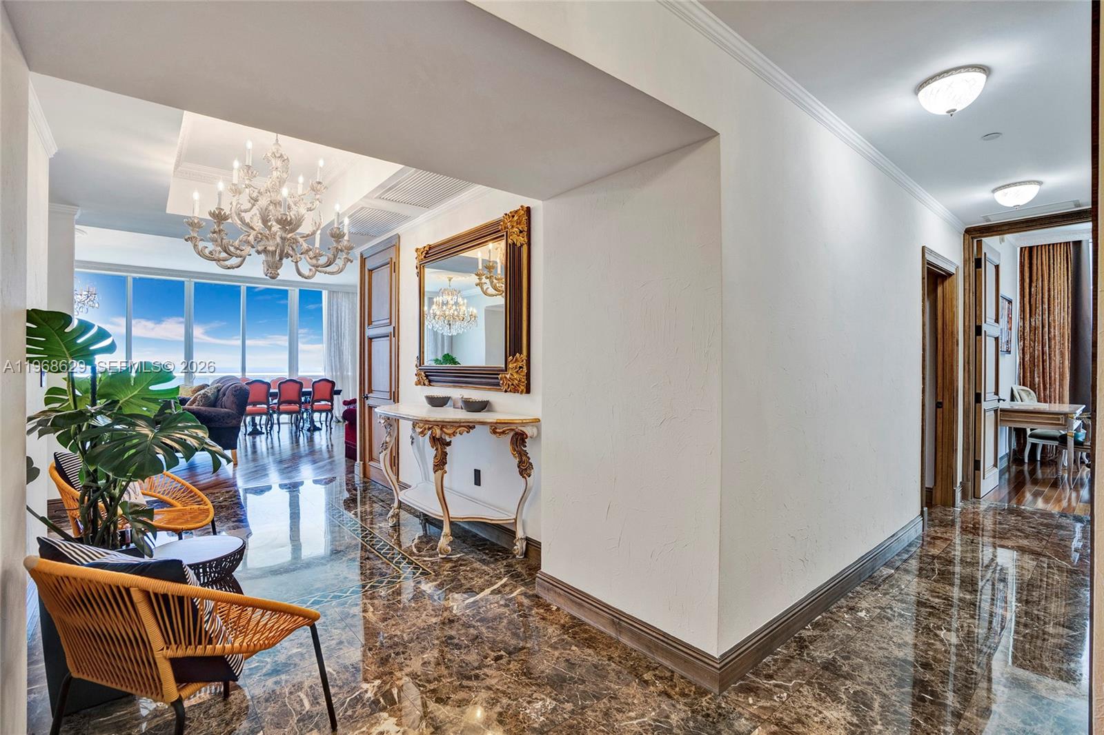 701 3 / 4 2768 кв.футов $ 2026-02-19 0 Фото