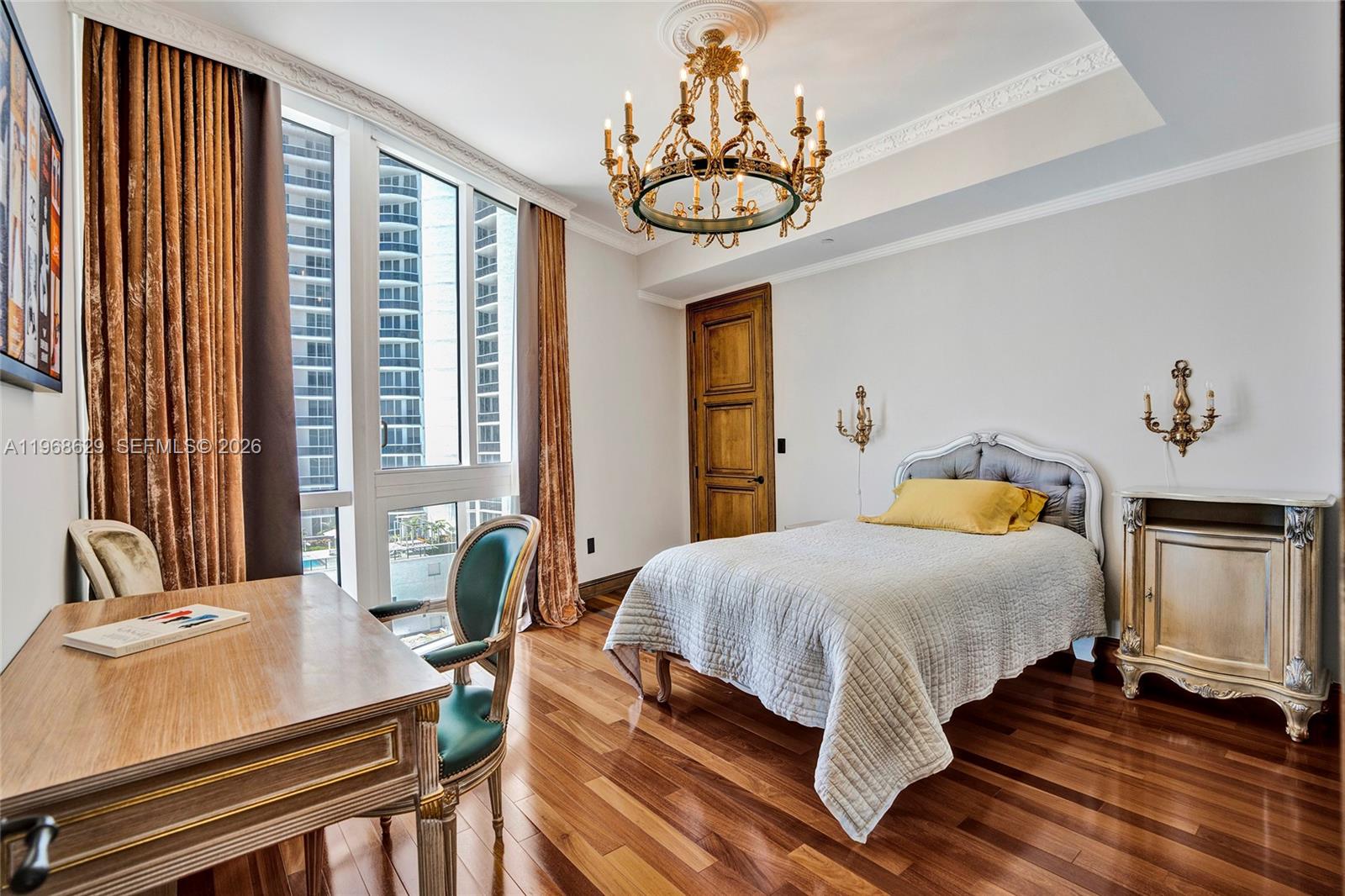 701 3 / 4 2768 кв.футов $ 2026-02-19 0 Фото