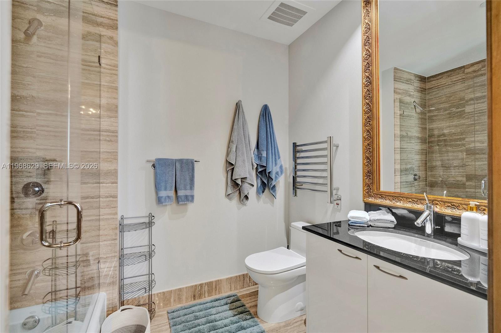 701 3 / 4 2768 кв.футов $ 2026-02-19 0 Фото