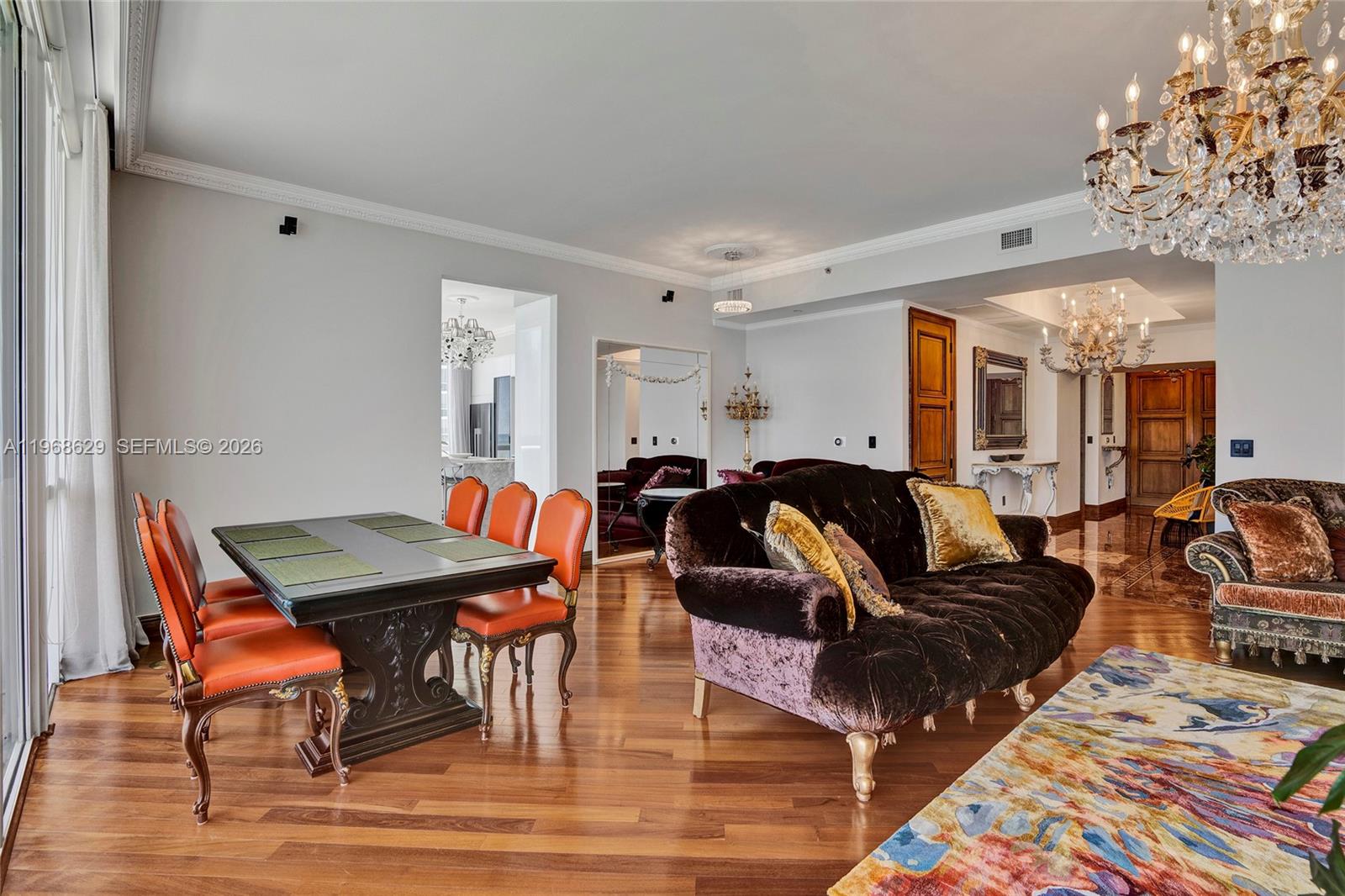 701 3 / 4 2768 кв.футов $ 2026-02-19 0 Фото