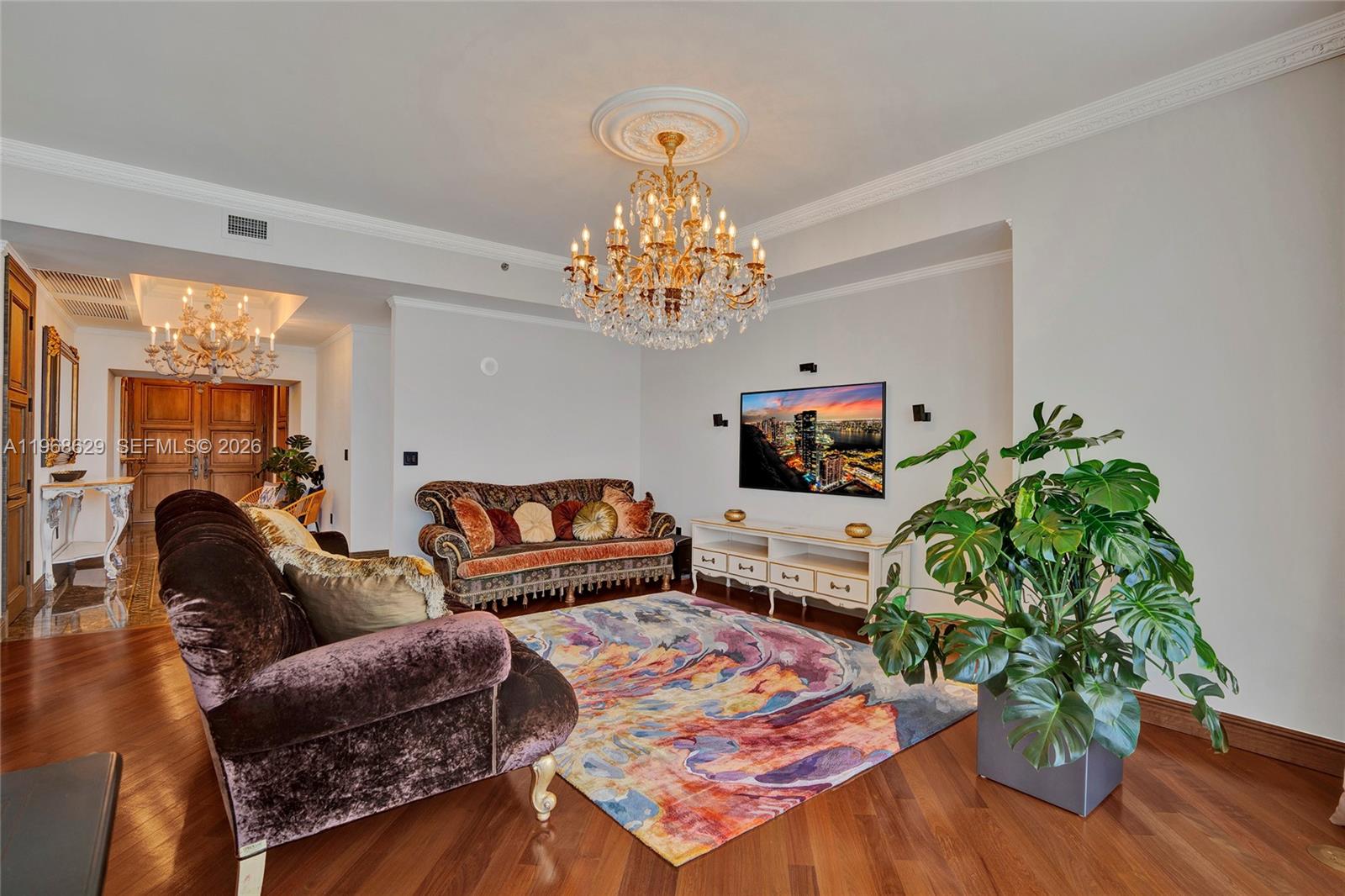 701 3 / 4 2768 кв.футов $ 2026-02-19 0 Фото