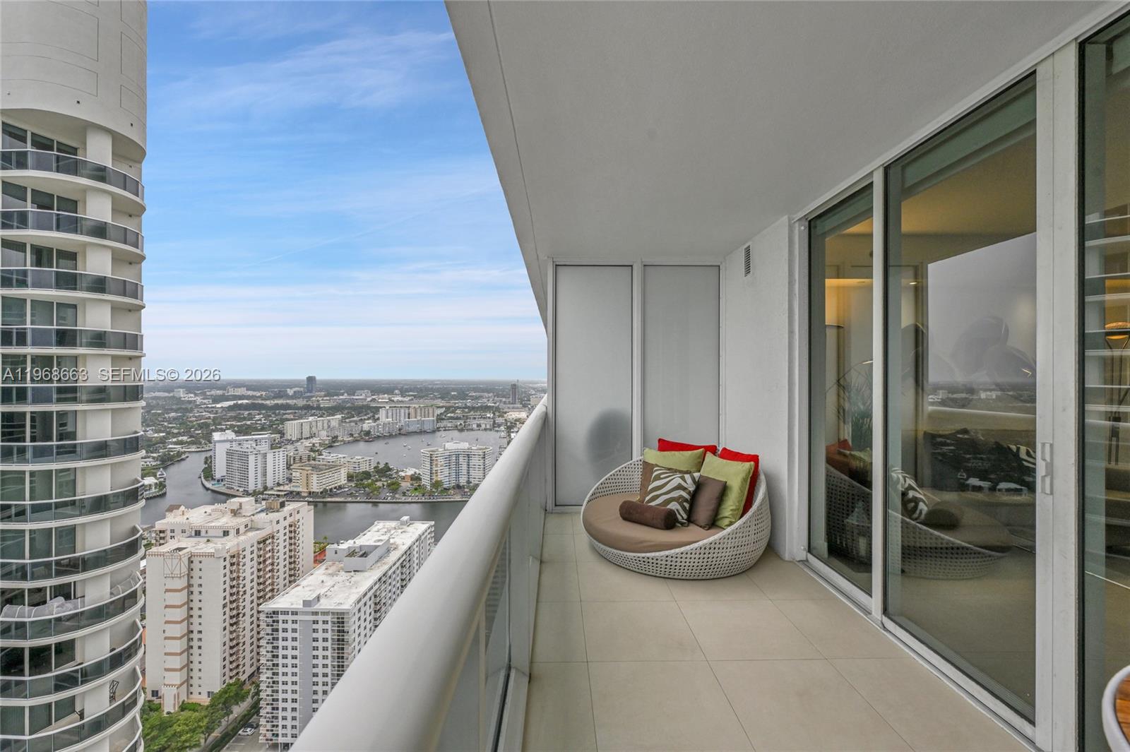 4005 1 / 1 811 sq. ft. $ 2026-04-20 0 foto
