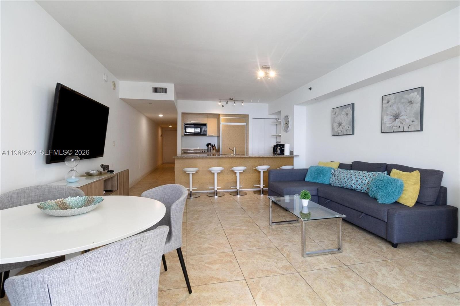 2409 1 / 1 844 sq. ft. $ 2026-02-19 0 foto