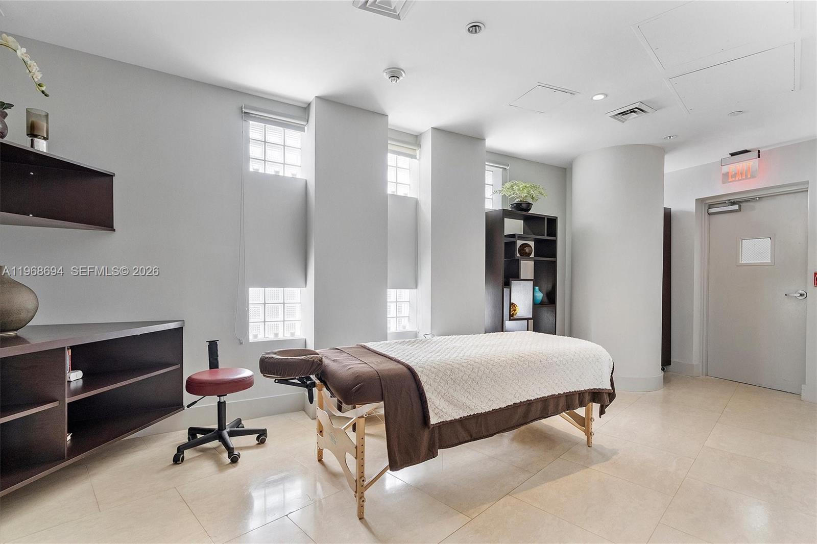 Photo of 3535 Ocean Dr #406, Hollywood, Florida, 33019 -