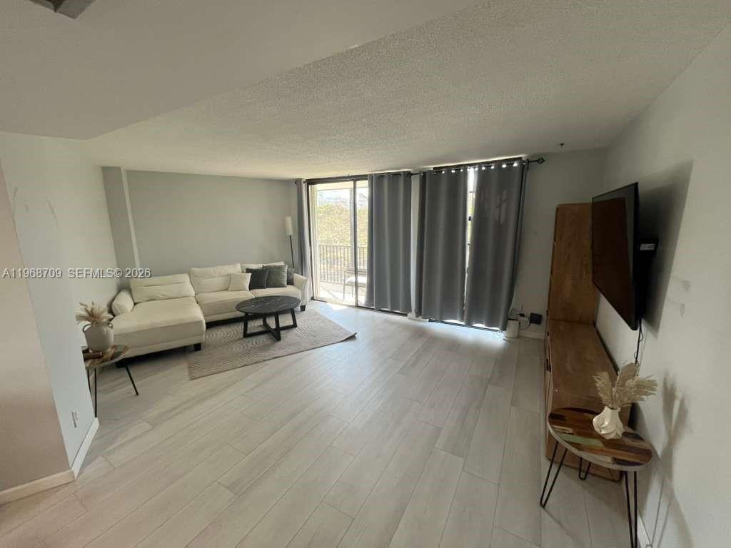 Photo of 3475 Country Club Dr #405, Aventura, Florida, 33180 -