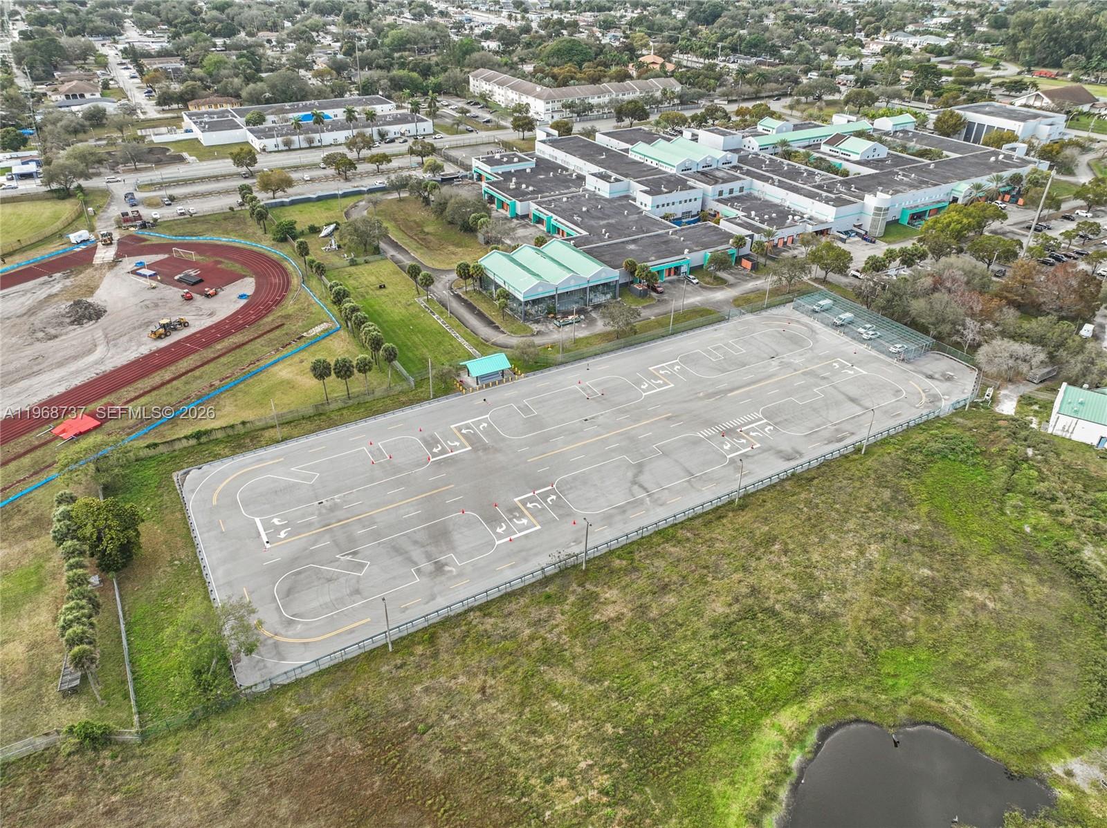 Подробнее / кв.футов $ 2026-02-19 0 Фото