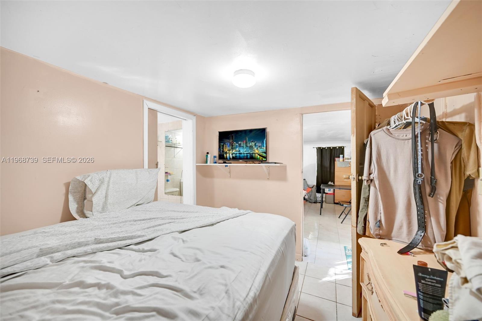   /  2206 sq. ft. $ 2026-02-19 0 foto