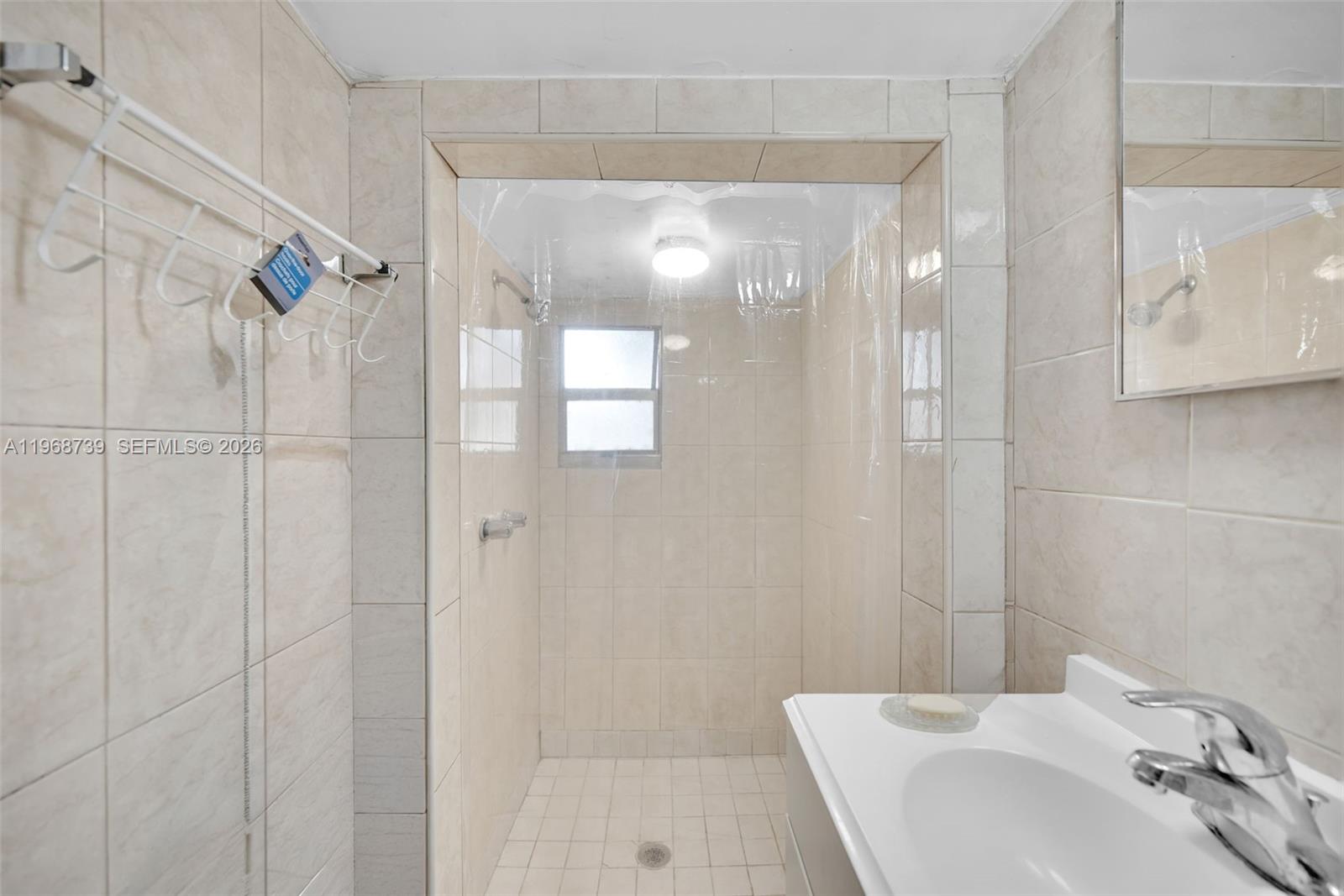   /  2206 sq. ft. $ 2026-02-19 0 foto