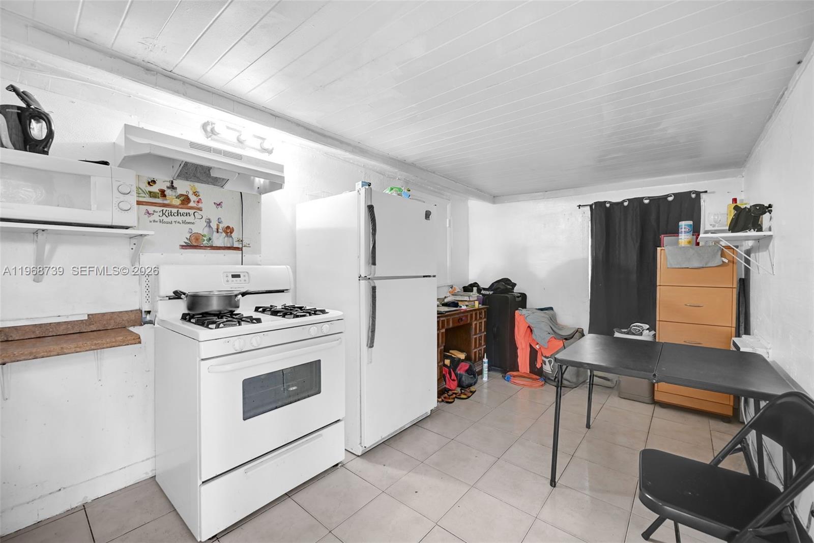   /  2206 sq. ft. $ 2026-02-19 0 foto