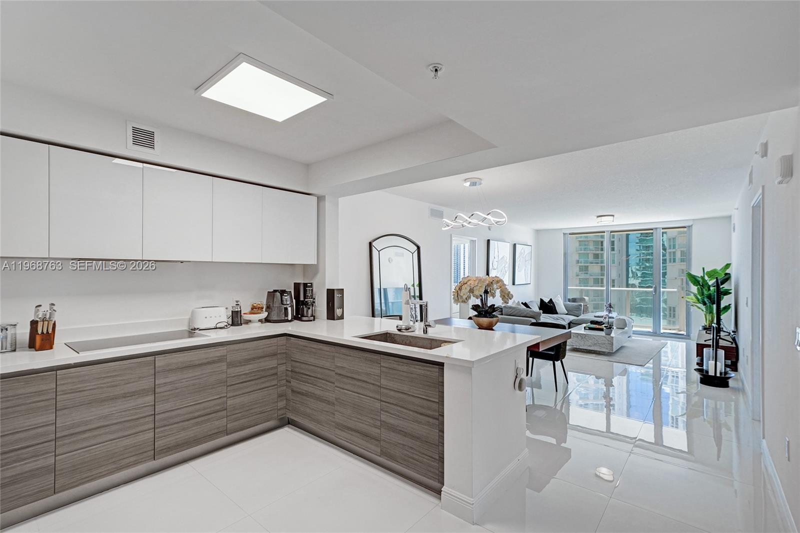 See details 4-1104 2 / 3 1541 sq. ft. $ 2026-02-19 0 Photo