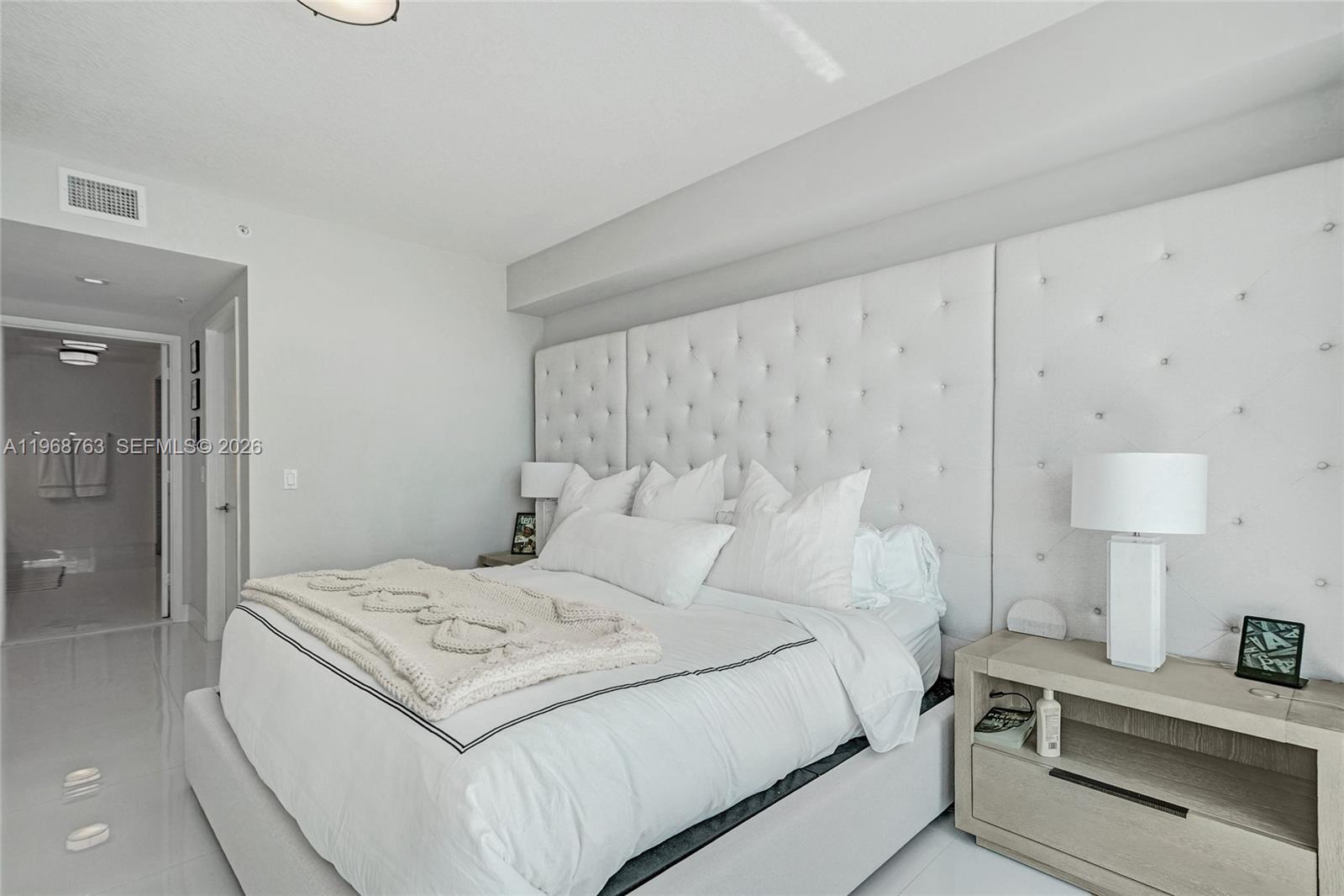 See details 4-1104 2 / 3 1541 sq. ft. $ 2026-02-19 0 Photo