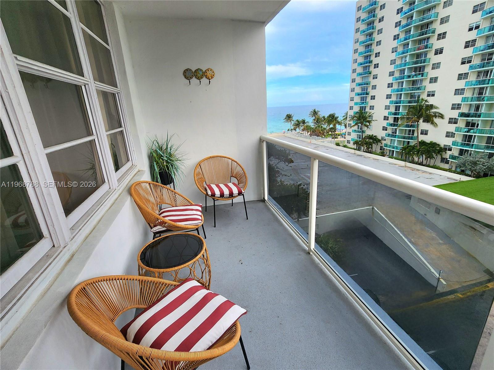 Photo of 3725 Ocean Dr  #620, Hollywood, Florida, 33019 - 