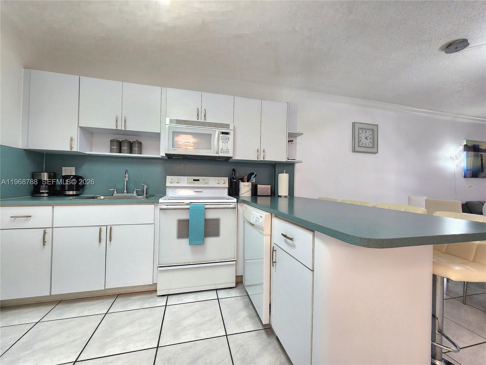 Photo of 3725 Ocean Dr  #620, Hollywood, Florida, 33019 - 