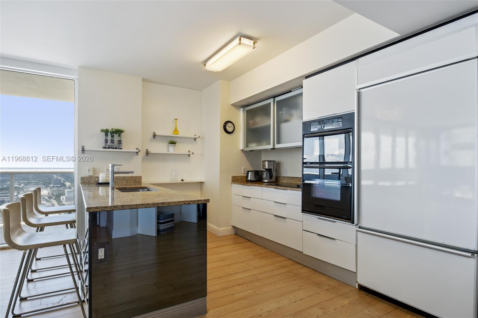 3906 2 / 2 1458 sq. ft. $ 2026-02-19 0 foto