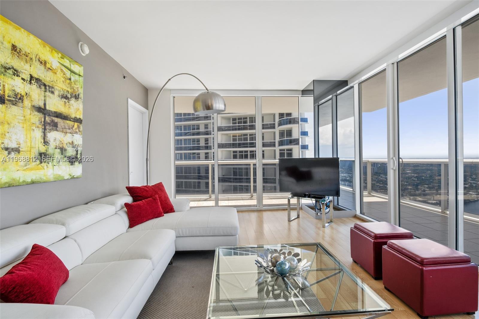 3906 2 / 2 1458 sq. ft. $ 2026-02-19 0 foto