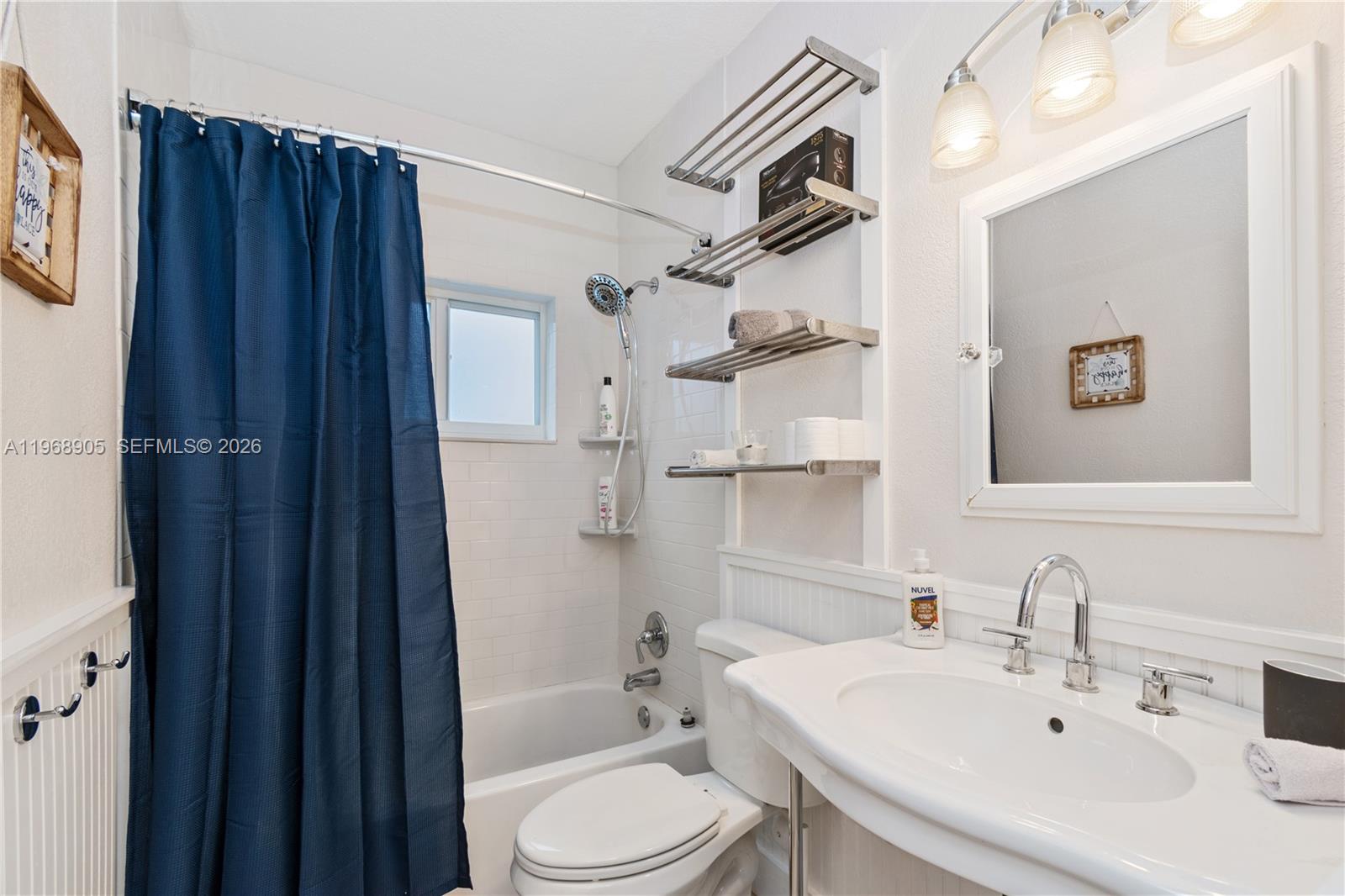 Ver detalles / 2412 sq. ft. $ 2026-02-20 0 foto