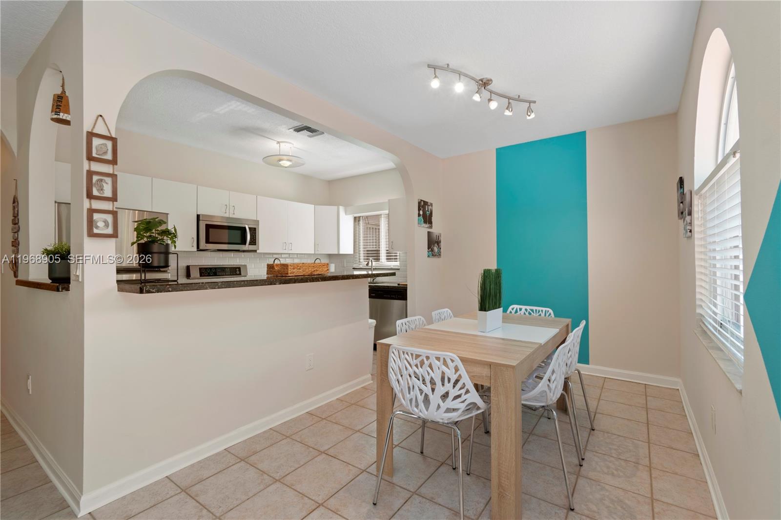 Ver detalles / 2412 sq. ft. $ 2026-02-20 0 foto