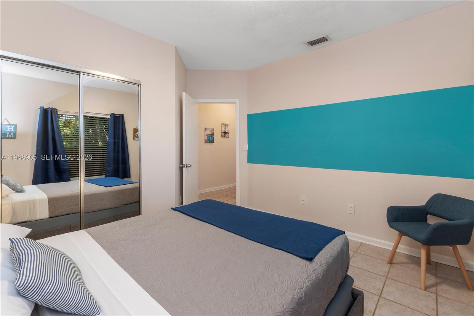 Ver detalles / 2412 sq. ft. $ 2026-02-20 0 foto