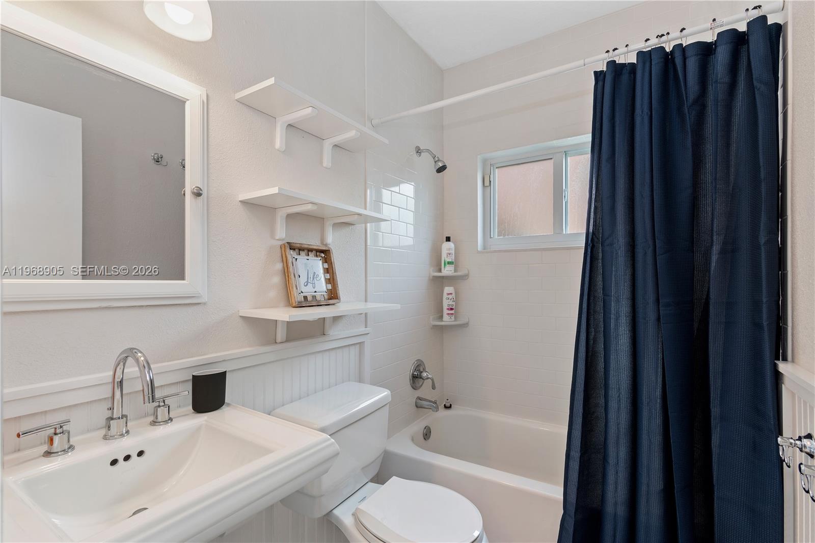 Ver detalles / 2412 sq. ft. $ 2026-02-20 0 foto