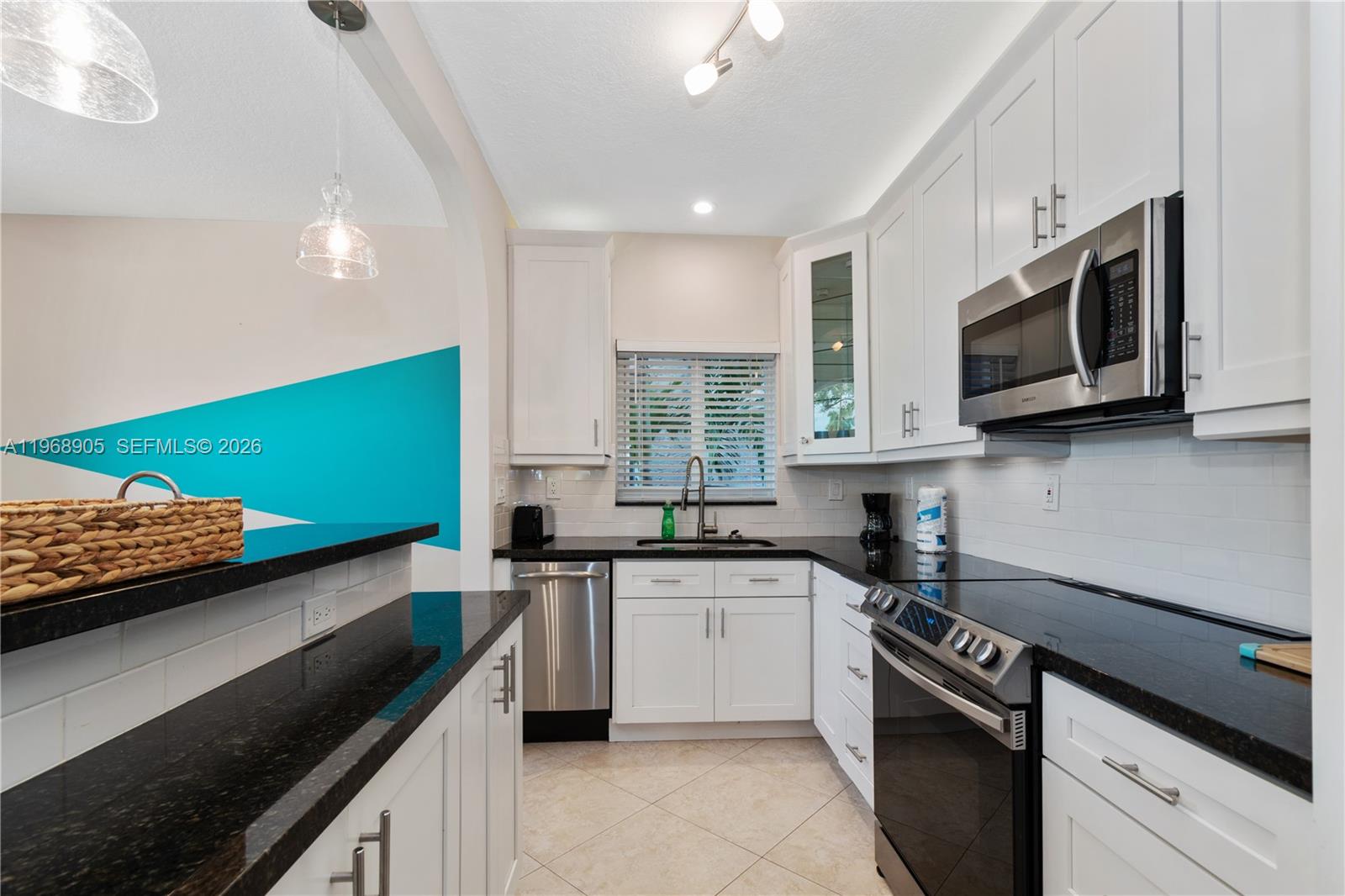 Ver detalles / 2412 sq. ft. $ 2026-02-20 0 foto