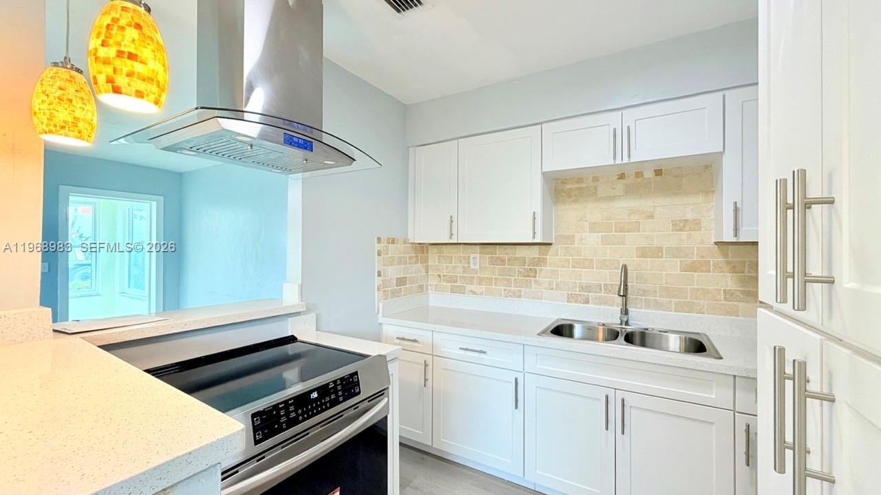 Подробнее / 1486 кв.футов $ 2026-02-20 0 Фото