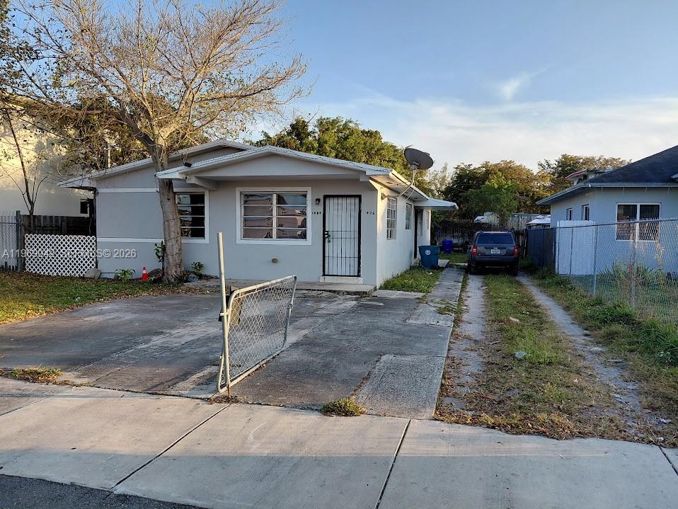   /  1533 кв.футов $ 2026-02-20 0 Фото