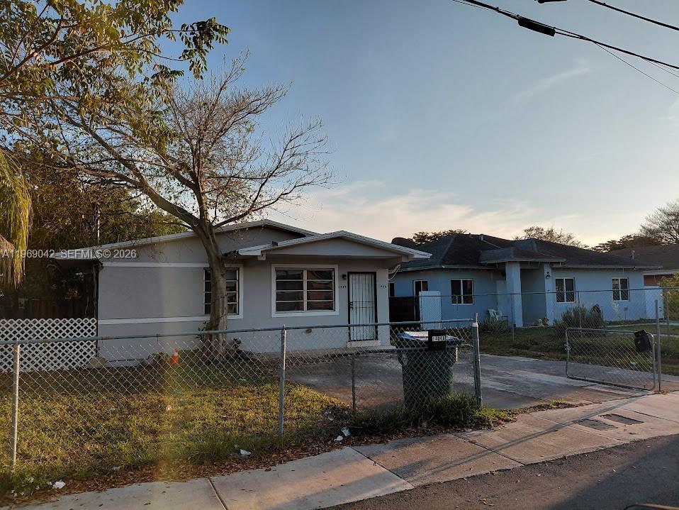   /  1533 кв.футов $ 2026-02-20 0 Фото