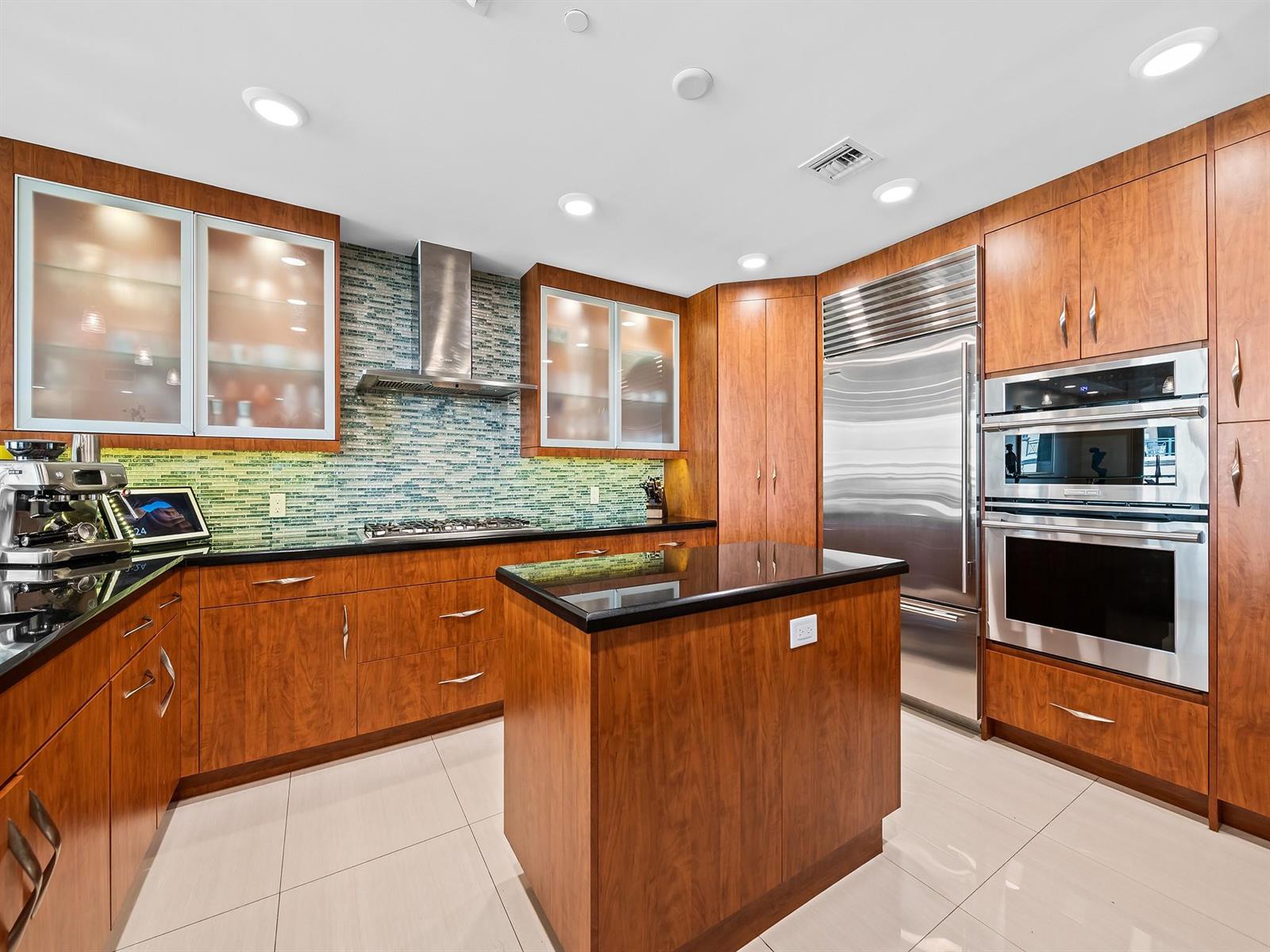 Photo of 3415 Ocean #505, Hollywood, Florida, 33019 - Photo 5