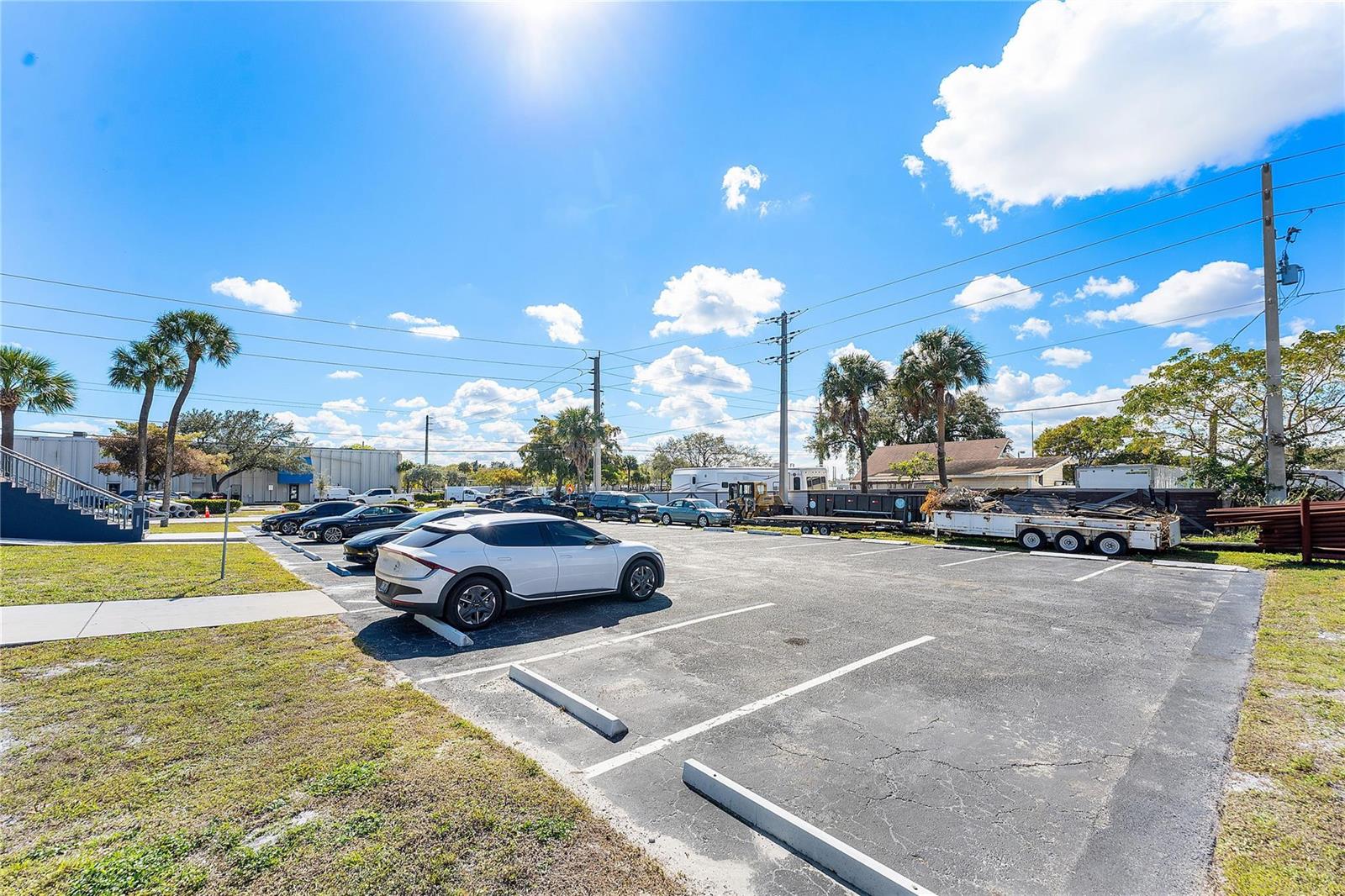   / 0  sq. ft. $ 2026-04-22 0 Photo