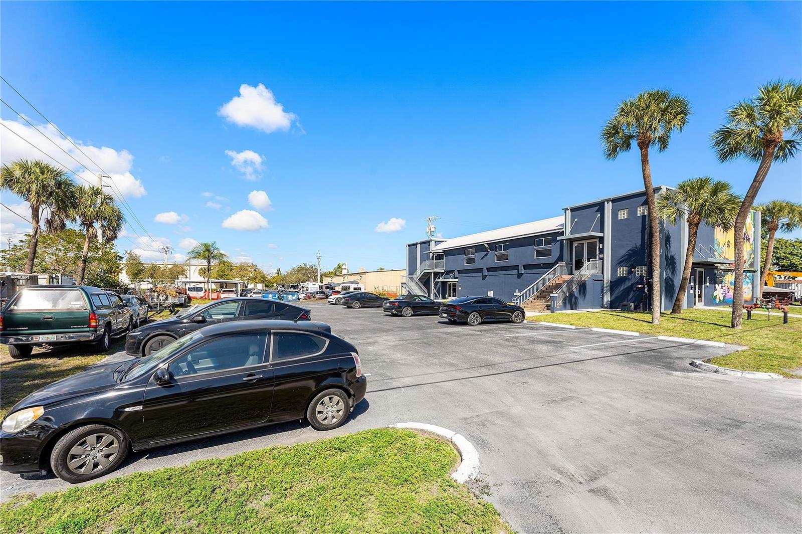   / 0  sq. ft. $ 2026-04-22 0 Photo