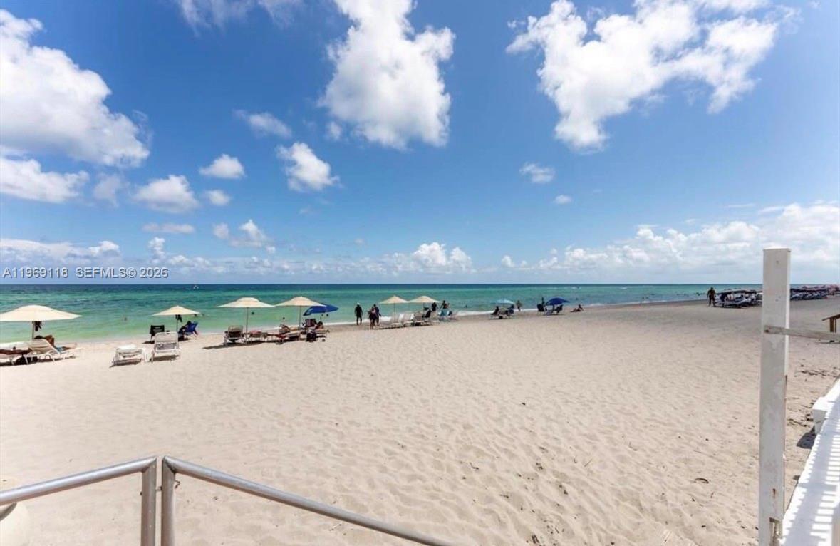 Photo of 3505 Ocean Dr  #621, Hollywood, Florida, 33019 - 
