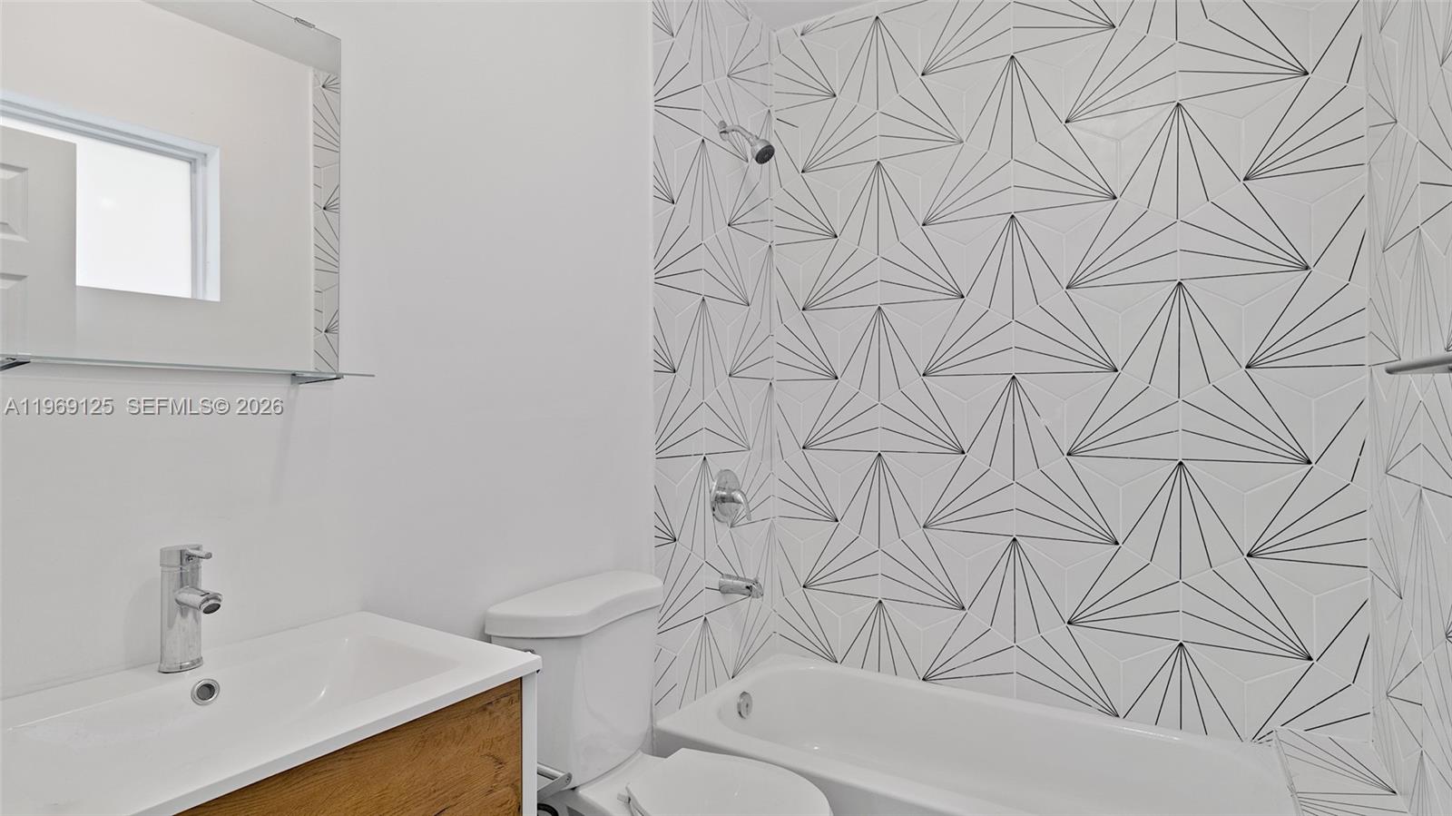   /  10334 sq. ft. $ 2026-02-20 0 foto