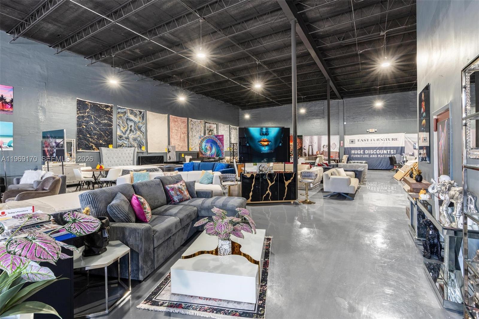 See details / sq. ft. $ 2026-02-20 0 Photo