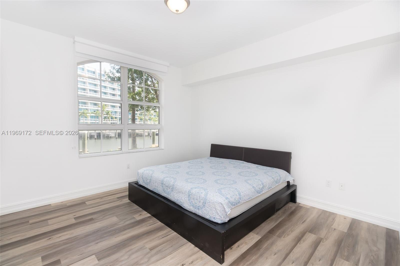 Photo of 3001 185th St  #113, Aventura, Florida, 33180 - 