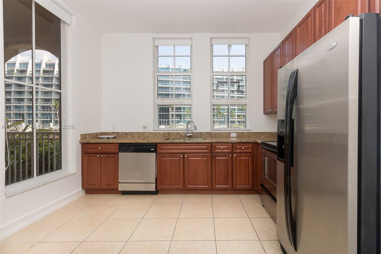 Photo of 3001 185th St  #113, Aventura, Florida, 33180 - 