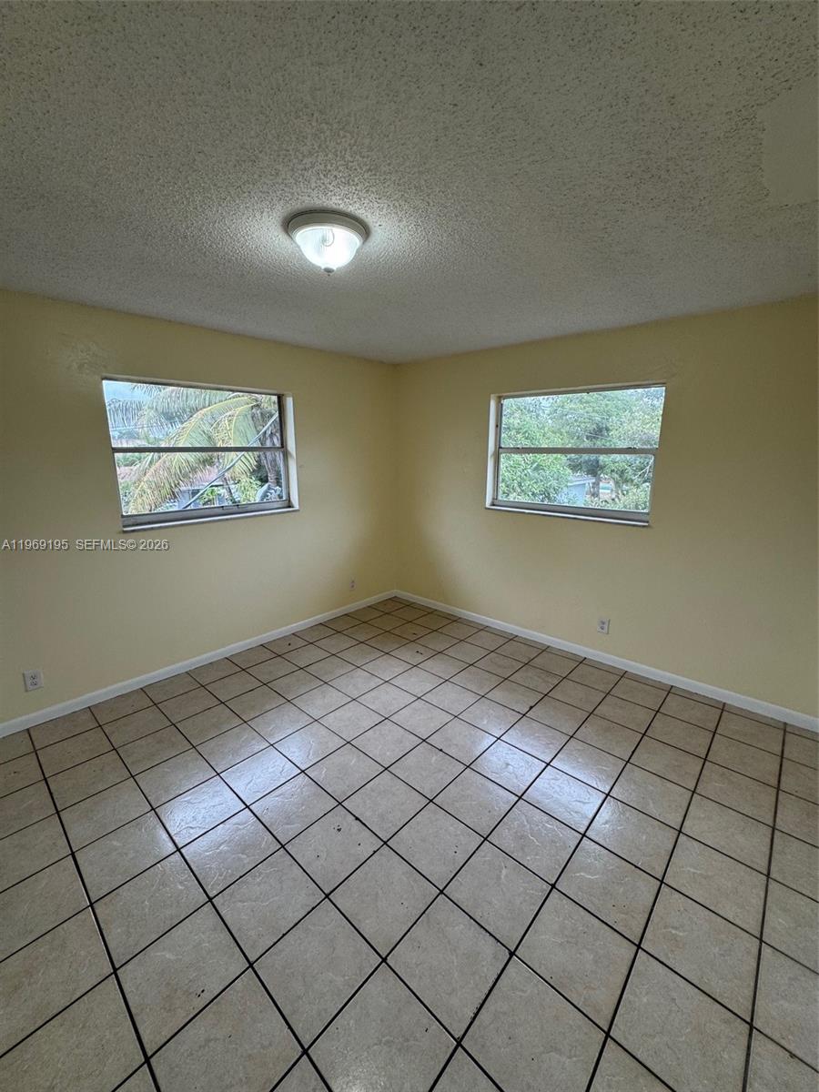   /  5724 sq. ft. $ 2026-02-20 0 Photo